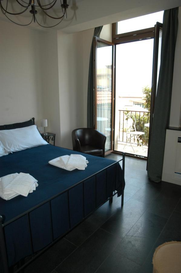 Castello D'Alcontres Guest House 3 Stelle Nizza di Sicilia Extérieur photo
